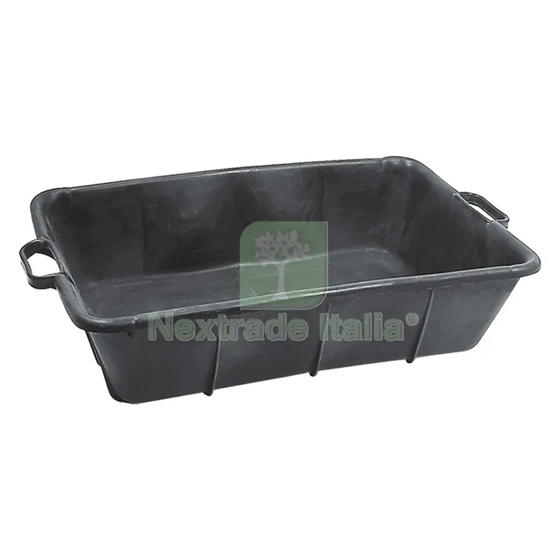 5PZ Cassone per Malta Lt.25 cm 64 x 43 x h 18 — Cemento, malte e collanti edili — rif. FERX.102194NLM 5PZ Cassone per Malta Lt.25 cm 64 x 43 x h 18 — Cemento, malte e collanti edili — rif. FERX.102194NLM