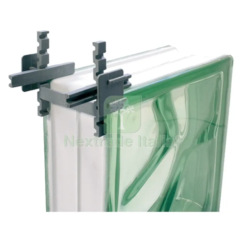 250PZ Distanziatore per Mattone in Vetrocamera in plastica — Minuteria metallica — rif. FERX.103930NLM 250PZ Distanziatore per Mattone in Vetrocamera in plastica — Minuteria metallica — rif. FERX.103930NLM