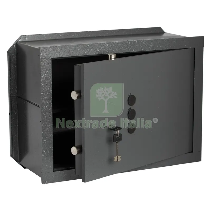 CASSAFORTE CON CHIAVE E COMBINAZIONE '82210' cm 42 x 30 x 25 - 2+2 catenacci — Casseforti — rif. FERX.3160448NLM