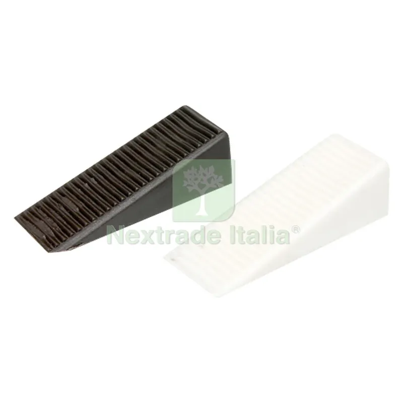 PARACOLPI A CUNEO bianco - cf 100 pz — Pennelli e rulli — rif. FERX.310306NLM PARACOLPI A CUNEO bianco - cf 100 pz — Pennelli e rulli — rif. FERX.310306NLM