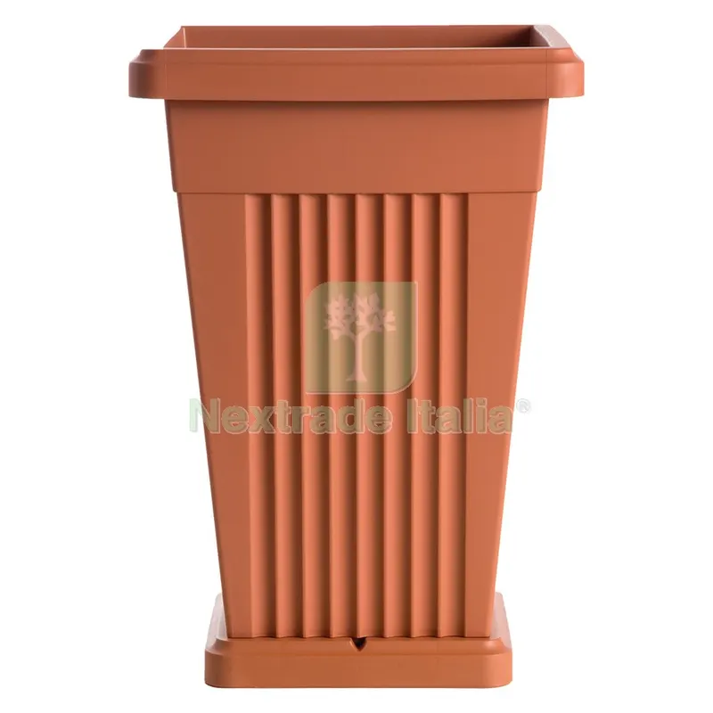 VASO 'PIRAMIDE' cm 40 x 40 x h 59 Lt. 50 terracotta — Vasi e fioriere — rif. FERX.6125005NLM VASO 'PIRAMIDE' cm 40 x 40 x h 59 Lt. 50 terracotta — Vasi e fioriere — rif. FERX.6125005NLM
