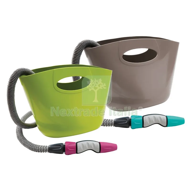 TUBO ESTENSIBILE PER GIARDINO IN KIT 'AQUAPOP 15' col. tortora — Tubi e raccordi — rif. FERX.6121459NLM TUBO ESTENSIBILE PER GIARDINO IN KIT 'AQUAPOP 15' col. tortora — Tubi e raccordi — rif. FERX.6121459NLM