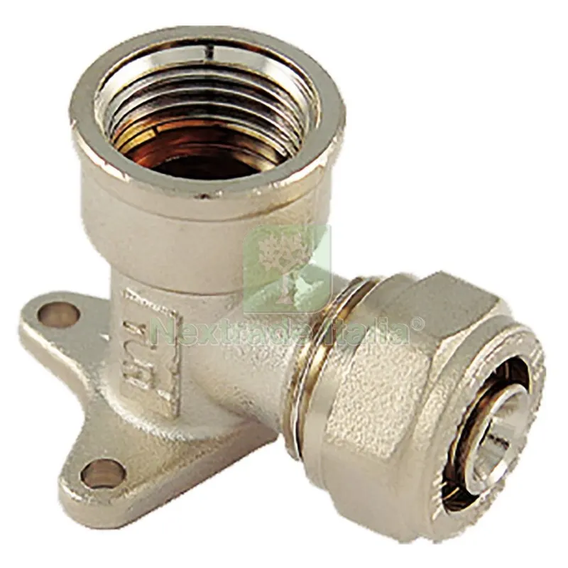 10PZ RACCORDO A STRINGERE CURVO CON FLANGIA 3 FORI '160 16 x 1/2 - femmina — Tubi e raccordi — rif. FERX.2096610NLM 10PZ RACCORDO A STRINGERE CURVO CON FLANGIA 3 FORI '160 16 x 1/2 - femmina — Tubi e raccordi — rif. FERX.2096610NLM