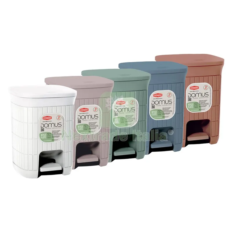 PATTUMIERA A PEDALE 'DOMUS' dust white — Casalinghi e organizzazione — rif. FERX.8034748NLM PATTUMIERA A PEDALE 'DOMUS' dust white — Casalinghi e organizzazione — rif. FERX.8034748NLM