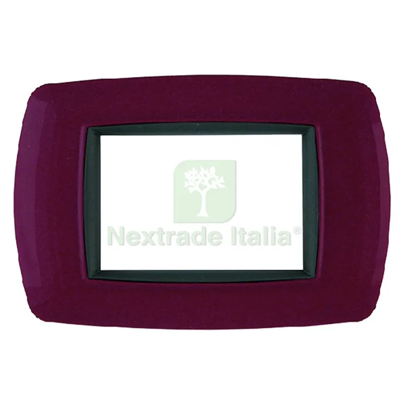 PLACCA COLORE AMARANTO 'LIFE' 3 POSTI - 2983/AM — Interruttori e prese — rif. FERX.8069808NLM PLACCA COLORE AMARANTO 'LIFE' 3 POSTI - 2983/AM — Interruttori e prese — rif. FERX.8069808NLM