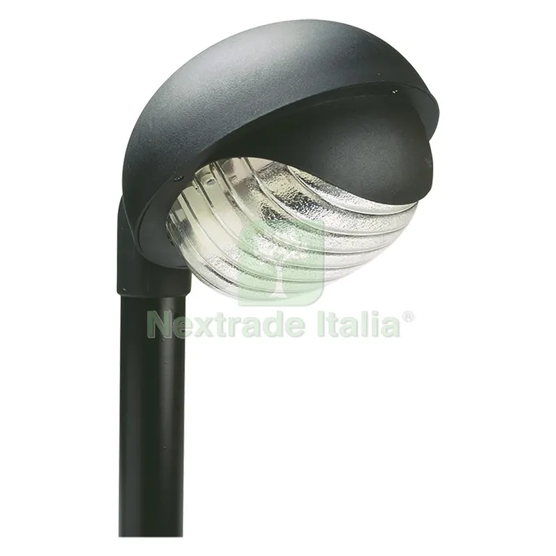 Lanterna Testa-Palo 'residence' 60 W - cm 31 x 25 x 24 nero — Illuminazione — rif. FERX.8042710NLM Lanterna Testa-Palo 'residence' 60 W - cm 31 x 25 x 24 nero — Illuminazione — rif. FERX.8042710NLM