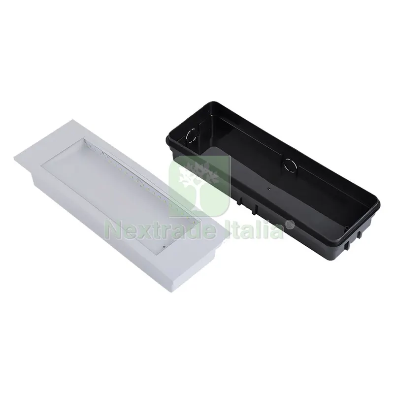 Lampada Emergenza da Parete '899' 3,8W / 20 led - cm.29,2 x 10,2 x 6 — Illuminazione — rif. FERX.8121378NLM