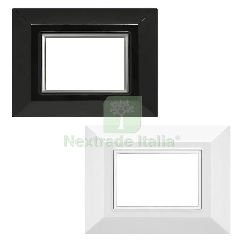 PLACCA 'PLAIN' 5203/WH bianca (3 posti) — Interruttori e prese — rif. FERX.8069500NLM