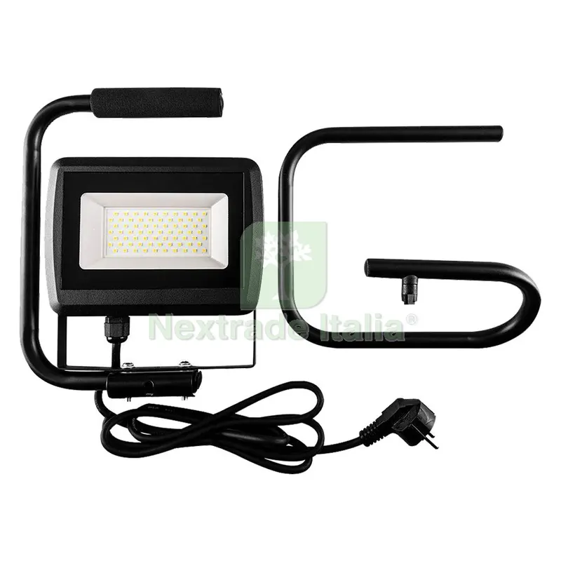Proiettore LED 50 W - 4500 lumen / 6500 K — Illuminazione — rif. FERX.8087312NLM Proiettore LED 50 W - 4500 lumen / 6500 K — Illuminazione — rif. FERX.8087312NLM