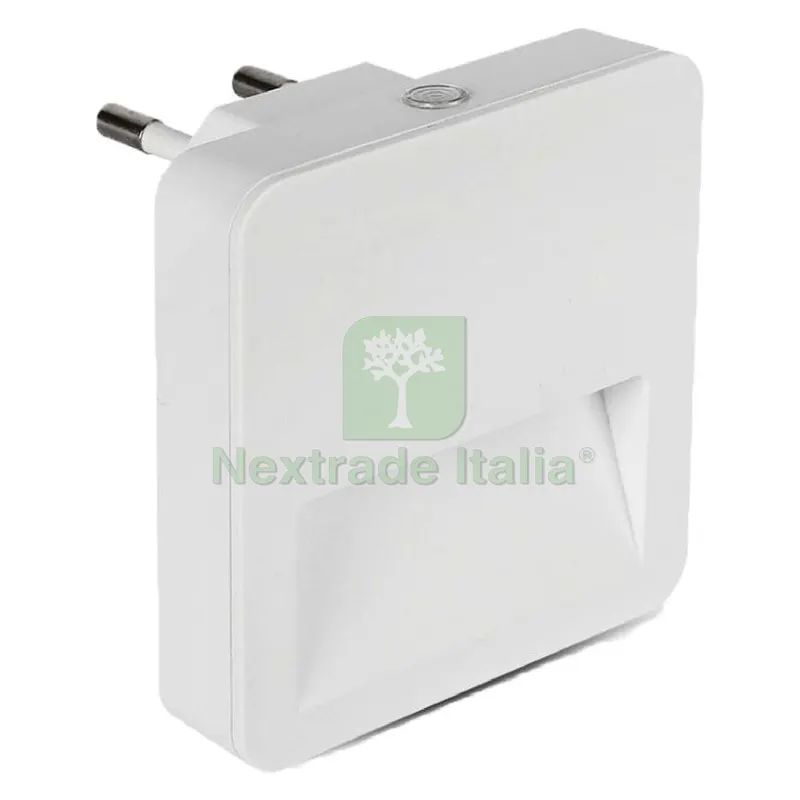 Luce Spia Notturna Quadra a LED SMD Chip Samsung 0,45 watt - 3000 K — Illuminazione — rif. FERX.8072068NLM Luce Spia Notturna Quadra a LED SMD Chip Samsung 0,45 watt - 3000 K — Illuminazione — rif. FERX.8072068NLM