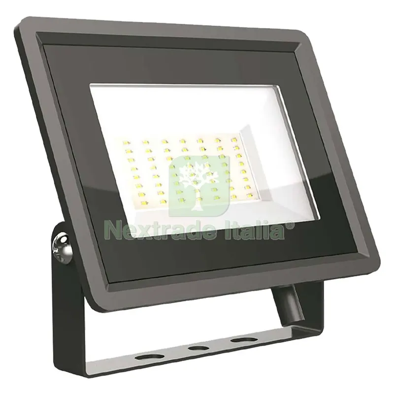 Proiettore a LED 30W - 150x122x27 mm / 4000 K — Illuminazione — rif. FERX.8119026NLM Proiettore a LED 30W - 150x122x27 mm / 4000 K — Illuminazione — rif. FERX.8119026NLM