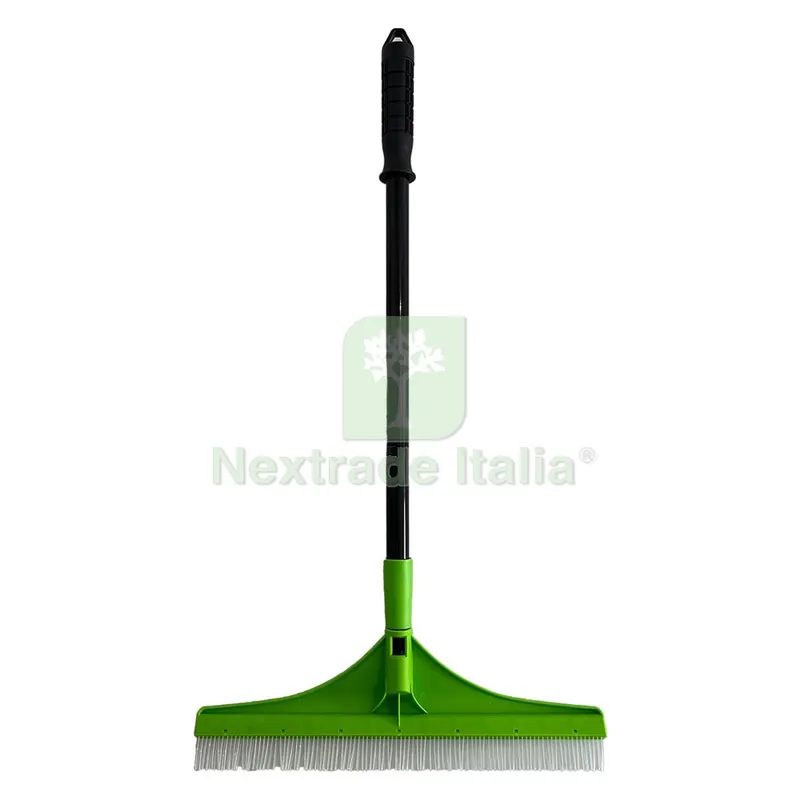 Scopa a Pettine per Prato Sintetico larghezza 45 cm nx1 — Prati sintetici — rif. FERX.6125571NLM Scopa a Pettine per Prato Sintetico larghezza 45 cm nx1 — Prati sintetici — rif. FERX.6125571NLM