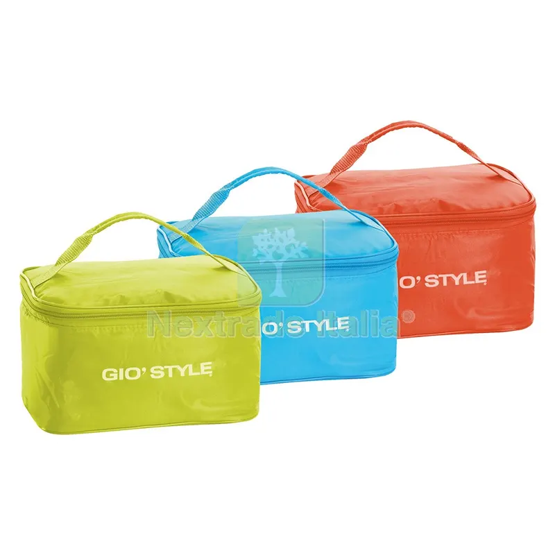 Borsa Termica 'fiesta' 5 lt. - cm 25 x 17,5 x 14 — Borracce e bottiglie — rif. FERX.7906572NLM Borsa Termica 'fiesta' 5 lt. - cm 25 x 17,5 x 14 — Borracce e bottiglie — rif. FERX.7906572NLM