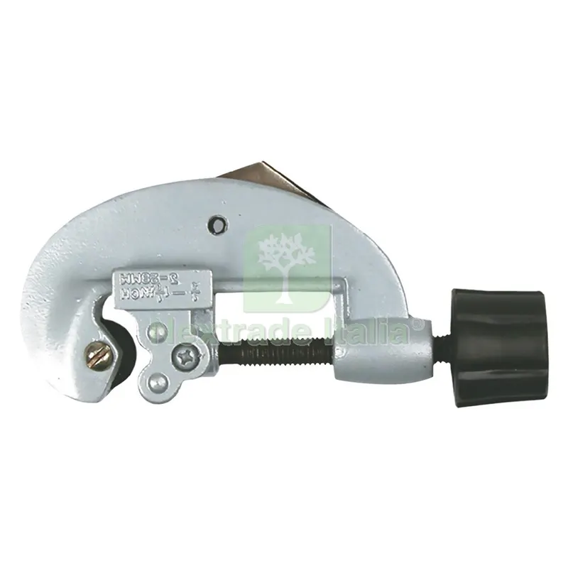 Tagliatubi a Rotella con Svasatore mm 3 > 28 — Taglio piastrelle e tubi manuale — rif. FERX.513654NLM Tagliatubi a Rotella con Svasatore mm 3 > 28 — Taglio piastrelle e tubi manuale — rif. FERX.513654NLM