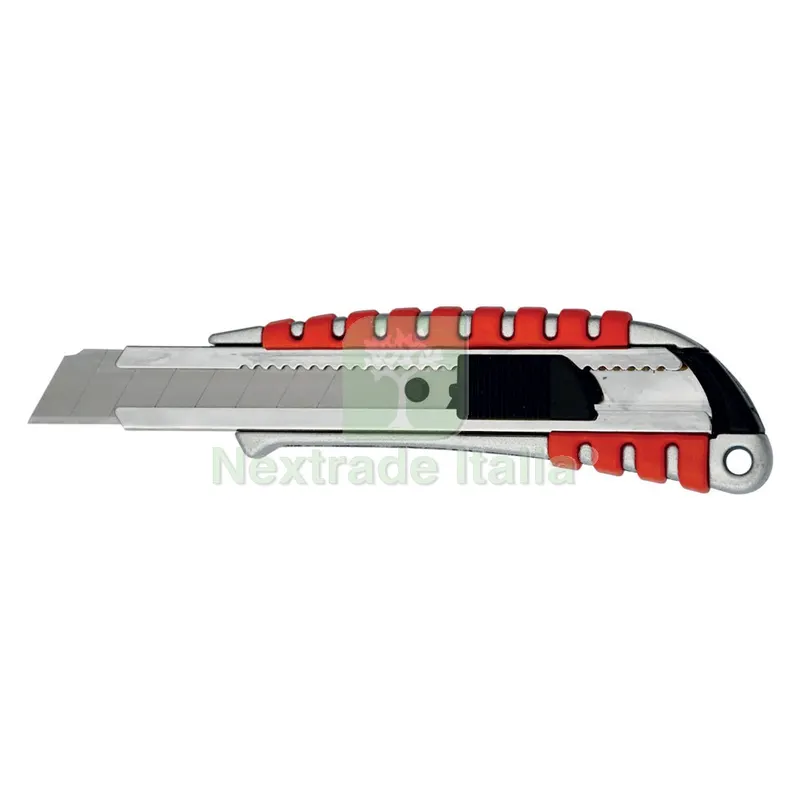 12PZ CUTTER METALLO lama mm 18 — Misurazione e taglio manuale — rif. FERX.514077NLM 12PZ CUTTER METALLO lama mm 18 — Misurazione e taglio manuale — rif. FERX.514077NLM