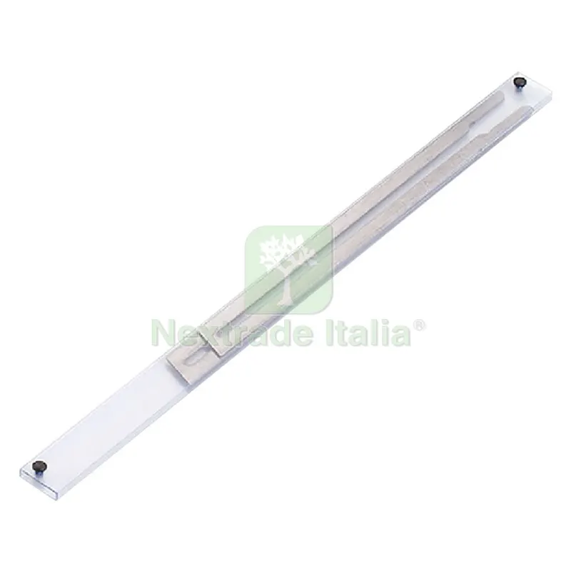 LAMA RICAMBIO PER COLTELLO LAMA CALDA '1810' 2 lame (15 cm + 20 cm) — Cucina e coltelleria — rif. FERX.5055016NLM LAMA RICAMBIO PER COLTELLO LAMA CALDA '1810' 2 lame (15 cm + 20 cm) — Cucina e coltelleria — rif. FERX.5055016NLM