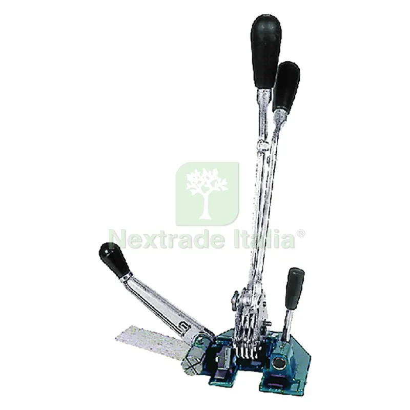 TENDIREGGIA PER REGGETTA IN PLASTICA mm 13 ÷ 16 — Casalinghi e organizzazione — rif. FERX.507194NLM TENDIREGGIA PER REGGETTA IN PLASTICA mm 13 ÷ 16 — Casalinghi e organizzazione — rif. FERX.507194NLM