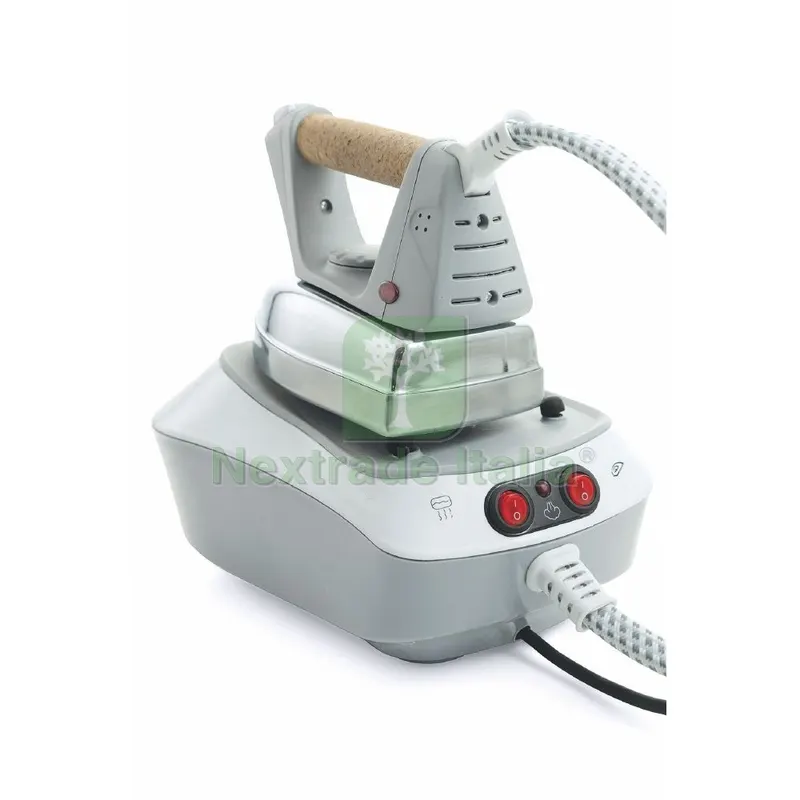 Ferro da Stiro a Vapore con Caldaia 2000 W — Caldaie e radiatori — rif. FERX.8031876NLM Ferro da Stiro a Vapore con Caldaia 2000 W — Caldaie e radiatori — rif. FERX.8031876NLM