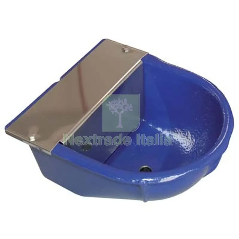 Abbeveratoio Cavalli Ghisa Smaltata LT 5 CM 25X28 H.CM 15 CM 25x28x15 — Mangimi e alimentazione — rif. FERX.VIR1147215 Abbeveratoio Cavalli Ghisa Smaltata LT 5 CM 25X28 H.CM 15 CM 25x28x15 — Mangimi e alimentazione — rif. FERX.VIR1147215