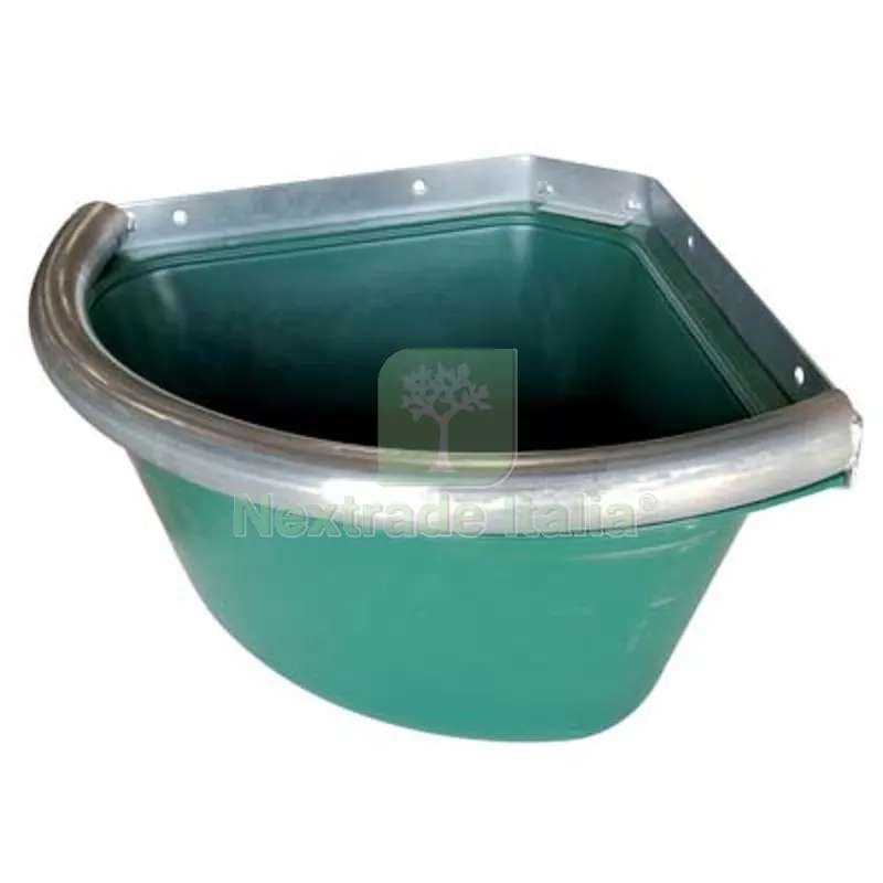 MANGIATOIA CAVALLI ANGOLARE CM 34X34 CM 34x34x25 — Mangimi e alimentazione — rif. FERX.VIR1147226