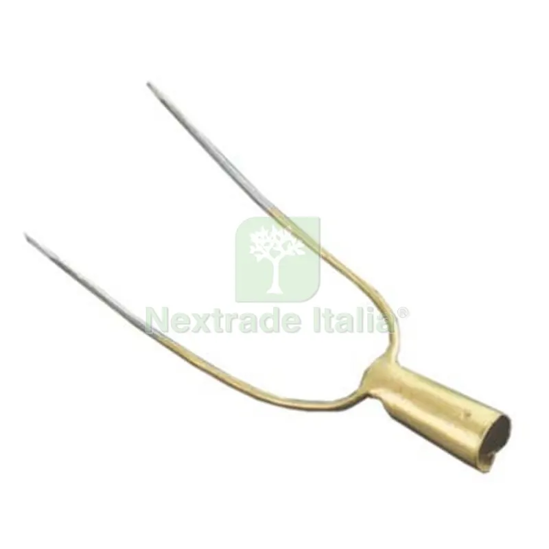 Forca Fieno Orsatti Acciaio Forgiato Denti 2 CM 28x15 Ø Mm 36 — Attrezzi da giardino — rif. FERX.VIR1332602 Forca Fieno Orsatti Acciaio Forgiato Denti 2 CM 28x15 Ø Mm 36 — Attrezzi da giardino — rif. FERX.VIR1332602