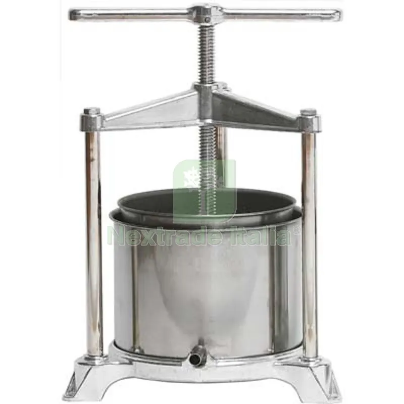 Torchietto Milleusi Tommy ALU Pavi Alluminio + Inox CM 16,5 H.CM 12,5 LT 3 Diametro CM 18 — Attrezzi da giardino — rif. FERX.VIR3128011 Torchietto Milleusi Tommy ALU Pavi Alluminio + Inox CM 16,5 H.CM 12,5 LT 3 Diametro CM 18 — Attrezzi da giardino — rif. FERX.VIR3128011