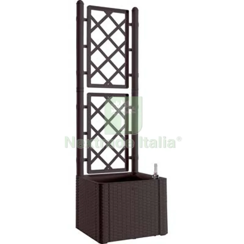 Fioriera + Grigliato Natural Deluxe Stefanplast PP Rattan Moka CM 43X43 H.CM 142 CM 43x43x142 Colore Moka — Vasi e fioriere — rif. FERX.VIR6130071 Fioriera + Grigliato Natural Deluxe Stefanplast PP Rattan Moka CM 43X43 H.CM 142 CM 43x43x142 Colore Moka — Vasi e fioriere — rif. FERX.VIR6130071