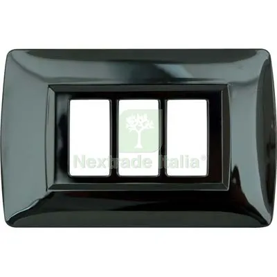 5CF Placca Coprifrutti Magic Line Nylon Nero Posti 2 MM 120X80 CF=PZ 2 Colore Nero Posti 3 — Interruttori e prese — rif. FERX.VIR7407422 5CF Placca Coprifrutti Magic Line Nylon Nero Posti 2 MM 120X80 CF=PZ 2 Colore Nero Posti 3 — Interruttori e prese — rif. FERX.VIR7407422