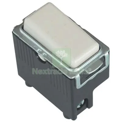 6PZ DEVIATORE UNIPOLARE VENUS MARLANVIL VOLT 250 A 16 Colore Bianco — Rubinetti e valvole — rif. FERX.VIR7408208 6PZ DEVIATORE UNIPOLARE VENUS MARLANVIL VOLT 250 A 16 Colore Bianco — Rubinetti e valvole — rif. FERX.VIR7408208