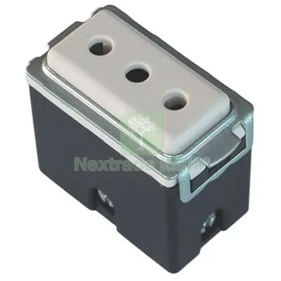6PZ Presa Venus Marlanvil Volt 250 a 10 2P+T Colore Bianco — Interruttori e prese — rif. FERX.VIR7408404