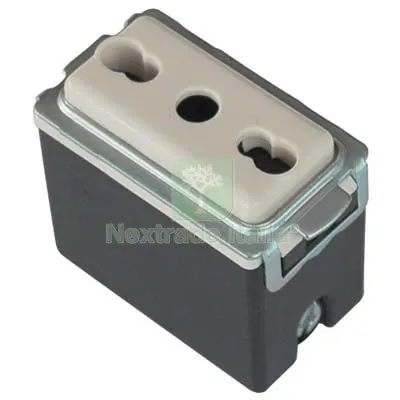 6PZ PRESA VENUS MARLANVIL VOLT 250 A 10/16 2P+T Colore Bianco — Interruttori e prese — rif. FERX.VIR7408408 6PZ PRESA VENUS MARLANVIL VOLT 250 A 10/16 2P+T Colore Bianco — Interruttori e prese — rif. FERX.VIR7408408