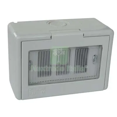 4PZ Involucro a Parete + Portella IP44 Marlanvil Posti 3 MM 122X83 H.MM 65 x Venus MM 122x83x65 — Cavi e fili — rif. FERX.VIR7408803 4PZ Involucro a Parete + Portella IP44 Marlanvil Posti 3 MM 122X83 H.MM 65 x Venus MM 122x83x65 — Cavi e fili — rif. FERX.VIR7408803