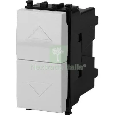 8PZ Pulsante Unipolare Doppio AVP Bianco Volt 250 a 16 Colore Bianco — Interruttori e prese — rif. FERX.VIR7409336 8PZ Pulsante Unipolare Doppio AVP Bianco Volt 250 a 16 Colore Bianco — Interruttori e prese — rif. FERX.VIR7409336