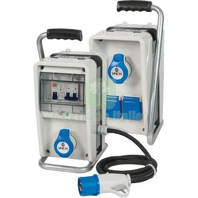 Quadro Distribuzione Blu Eolo 74304 FME Prese CEE Blu x 2 SCH+10/16 x 2 MM156X185 H.MM 338 — Interruttori e prese — rif. FERX.VIR7420372
