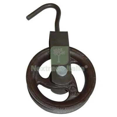 Carrucola Ghisa Gancio Ferro D.MM 100 — Lucchetti e catene — rif. FERX.VIR7531910 Carrucola Ghisa Gancio Ferro D.MM 100 — Lucchetti e catene — rif. FERX.VIR7531910