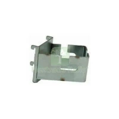 Piastra Portautensili x Schienale Forato Market H MM 45 L MM70 CM 7x4,5 — Ferramenta porte e finestre — rif. FERX.VIR8134109 Piastra Portautensili x Schienale Forato Market H MM 45 L MM70 CM 7x4,5 — Ferramenta porte e finestre — rif. FERX.VIR8134109