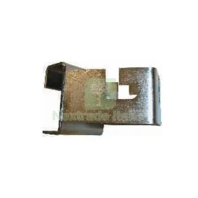 Piastra Portautensili x Barra Market H MM 45 L MM70 CM 7x4,5 — Ferramenta porte e finestre — rif. FERX.VIR8134180 Piastra Portautensili x Barra Market H MM 45 L MM70 CM 7x4,5 — Ferramenta porte e finestre — rif. FERX.VIR8134180