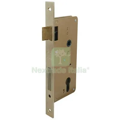 Serratura Legno Infilare 200 Iseo B.Q Ottonato F.MM 22 F.SAGOM M2+SCR+Q8 E.MM 30 Fin Ottonata i MM 85 — Serrature e cilindri — rif. FERX.VIR8201201 Serratura Legno Infilare 200 Iseo B.Q Ottonato F.MM 22 F.SAGOM M2+SCR+Q8 E.MM 30 Fin Ottonata i MM 85 — Serrature e cilindri — rif. FERX.VIR8201201