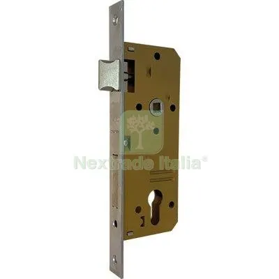 Serratura Legno Infilare 200 Iseo B.Q Cromato F.MM 22 F.SAGOM M2+SCR+Q8 E.MM 60 Fin Ottonata i MM 85 — Serrature e cilindri — rif. FERX.VIR8201217 Serratura Legno Infilare 200 Iseo B.Q Cromato F.MM 22 F.SAGOM M2+SCR+Q8 E.MM 60 Fin Ottonata i MM 85 — Serrature e cilindri — rif. FERX.VIR8201217