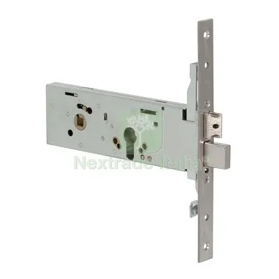 Serratura Metallo Infilare 56357 Cisa B.Q Inox F.MM 22 F.SAG.TRIP+SCR+Q8 H.MM 64 E.MM 90 Fin Inox i MM 67 — Serrature e cilindri — rif. FERX.VIR8211364