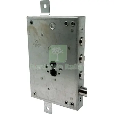 Serratura Metallo Applicare 50137 Cipierre F.SAGOM M2 TRIPL+SCR IP.MM 37 E.MM 63 DX/SX Interasse Pistoni 37 — Serrature e cilindri — rif. FERX.VIR8214860 Serratura Metallo Applicare 50137 Cipierre F.SAGOM M2 TRIPL+SCR IP.MM 37 E.MM 63 DX/SX Interasse Pistoni 37 — Serrature e cilindri — rif. FERX.VIR8214860