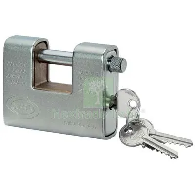 Lucchetto Antiscasso Corazzato Yale/Corbin Ottone Acciaio Cromato Chiavi 2 MM 81 Luce MM 30x15 — Lucchetti e catene — rif. FERX.VIR8236102 Lucchetto Antiscasso Corazzato Yale/Corbin Ottone Acciaio Cromato Chiavi 2 MM 81 Luce MM 30x15 — Lucchetti e catene — rif. FERX.VIR8236102