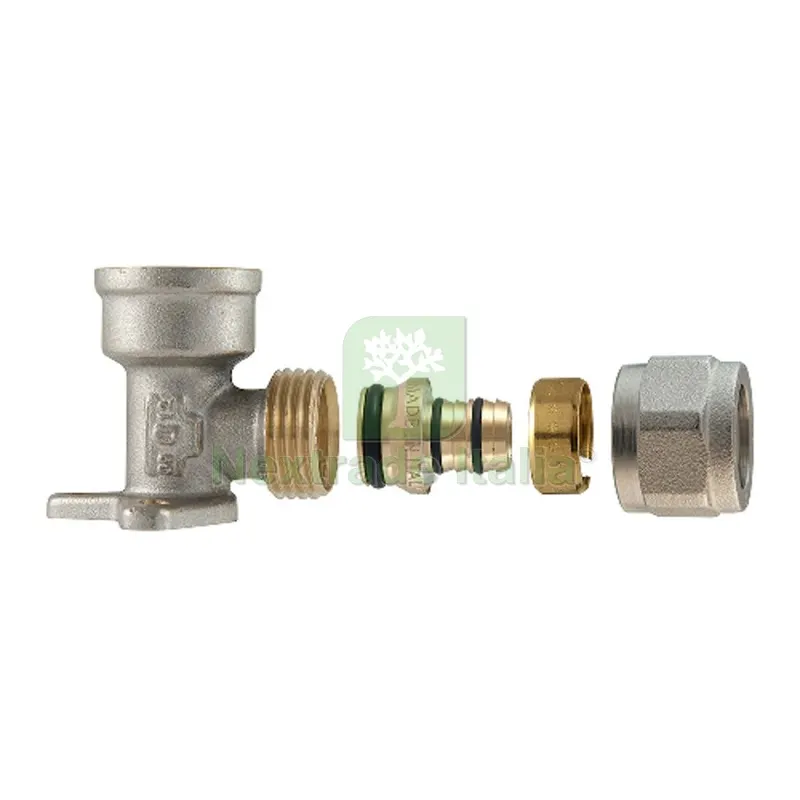 Raccordo Gomito Femmina a Staffa a Compressione per Multistrato 2PZ AS 3/4 x 3/4-20 — Raccordi a pressare e multistrato — rif. FERX.DIA313-TD1480-0520 Raccordo Gomito Femmina a Staffa a Compressione per Multistrato 2PZ AS 3/4 x 3/4-20 — Raccordi a pressare e multistrato — rif. FERX.DIA313-TD1480-0520