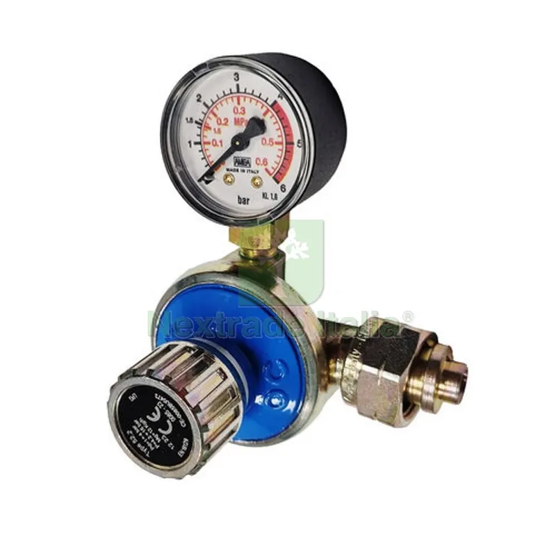 RIDUTTORE GAS PRIMO STADIO 12 KG/H CON MANOMETRO MOD. AP52 12 kg/h — Tubi e raccordi — rif. FERX.DIA421-649 RIDUTTORE GAS PRIMO STADIO 12 KG/H CON MANOMETRO MOD. AP52 12 kg/h — Tubi e raccordi — rif. FERX.DIA421-649