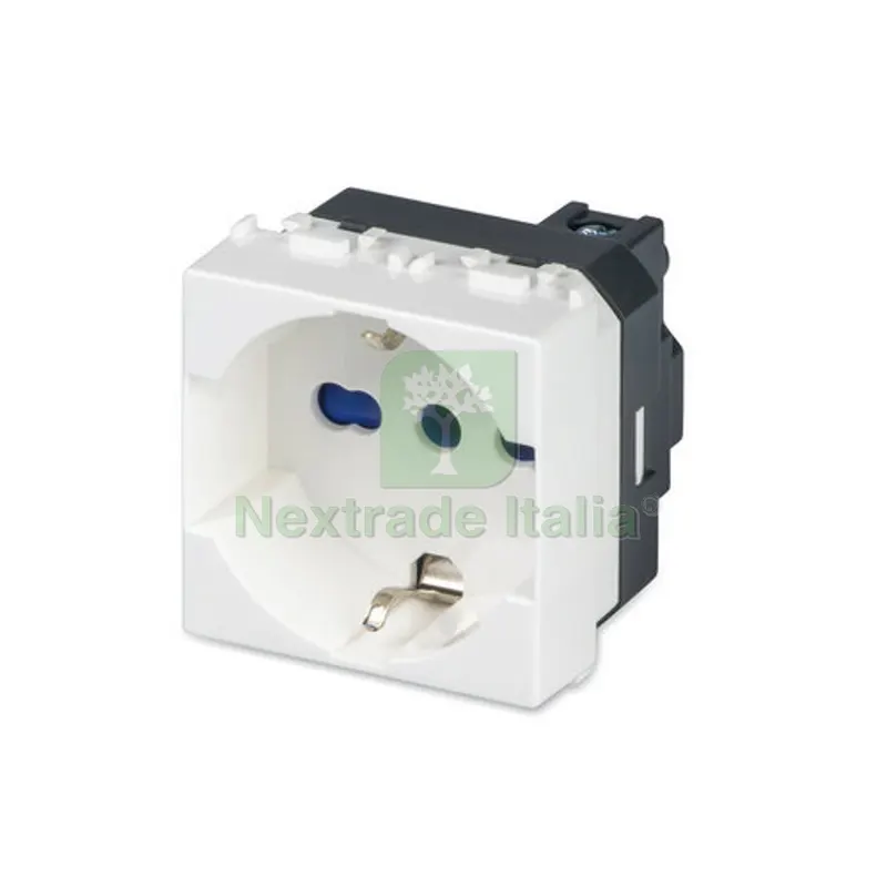 PRESA TRIVALENTE 10/16A Bianca — Interruttori e prese — rif. FERX.DIA630-E21170