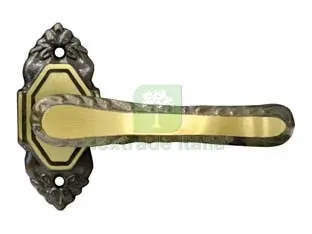Maniglia Lavinia con Rosetta in Ottone - tipo leggero — Maniglie e pomelli — rif. FERX.FER10481