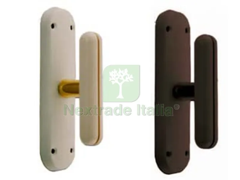 2PZ CREMONESE MOD. BRASILIA PER FINESTRA NYLON E OTTONE - nera — Maniglie e pomelli — rif. FERX.FER18340 2PZ CREMONESE MOD. BRASILIA PER FINESTRA NYLON E OTTONE - nera — Maniglie e pomelli — rif. FERX.FER18340