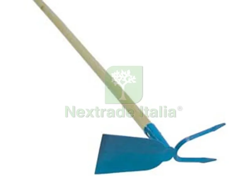 ZAPPINO QUADRO BIDENTE CON MANICO IN LEGNO in acciaio verniciato, con manico in legno da cm.110 — Attrezzi da giardino — rif. FERX.FER26406 ZAPPINO QUADRO BIDENTE CON MANICO IN LEGNO in acciaio verniciato, con manico in legno da cm.110 — Attrezzi da giardino — rif. FERX.FER26406