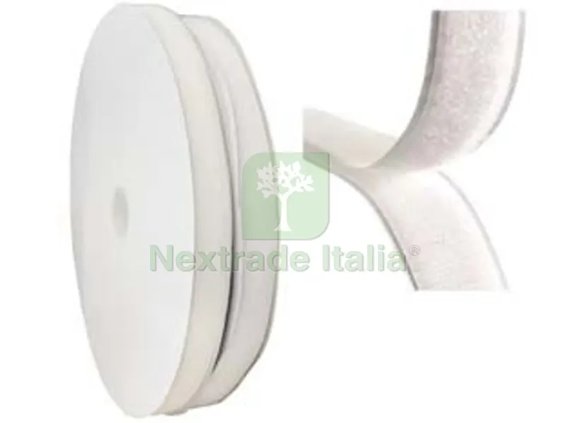 50MT fettuccia bianca - mm.20 maschio adesiva — Casalinghi e organizzazione — rif. FERX.FER20961