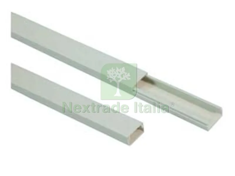 16MT Canalina Bianca con Coperchio Avvolgente NON Adesiva - mm.60x40x200h — Canaline e centralini — rif. FERX.FER456845 16MT Canalina Bianca con Coperchio Avvolgente NON Adesiva - mm.60x40x200h — Canaline e centralini — rif. FERX.FER456845